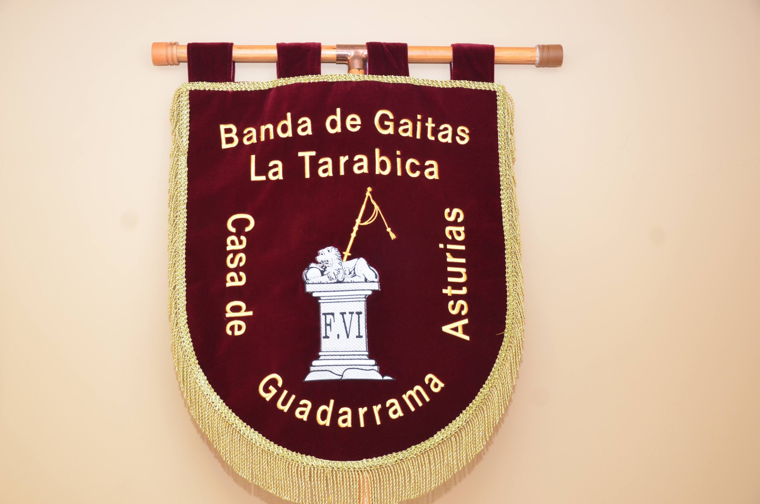 Banderín de la Banda de Gaitas La Tarabica